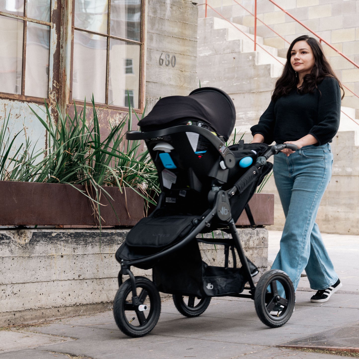 Bumbleride Indie Black + Clek Liing Railroad Ziip Travel System