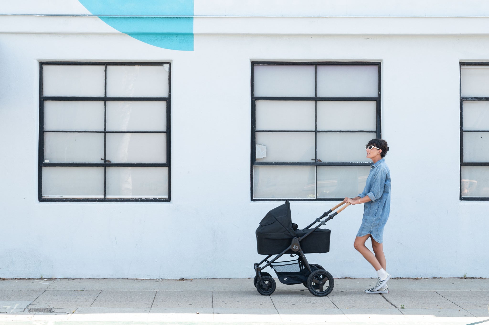 Rolling from Day One - Bumbleride Bassinet