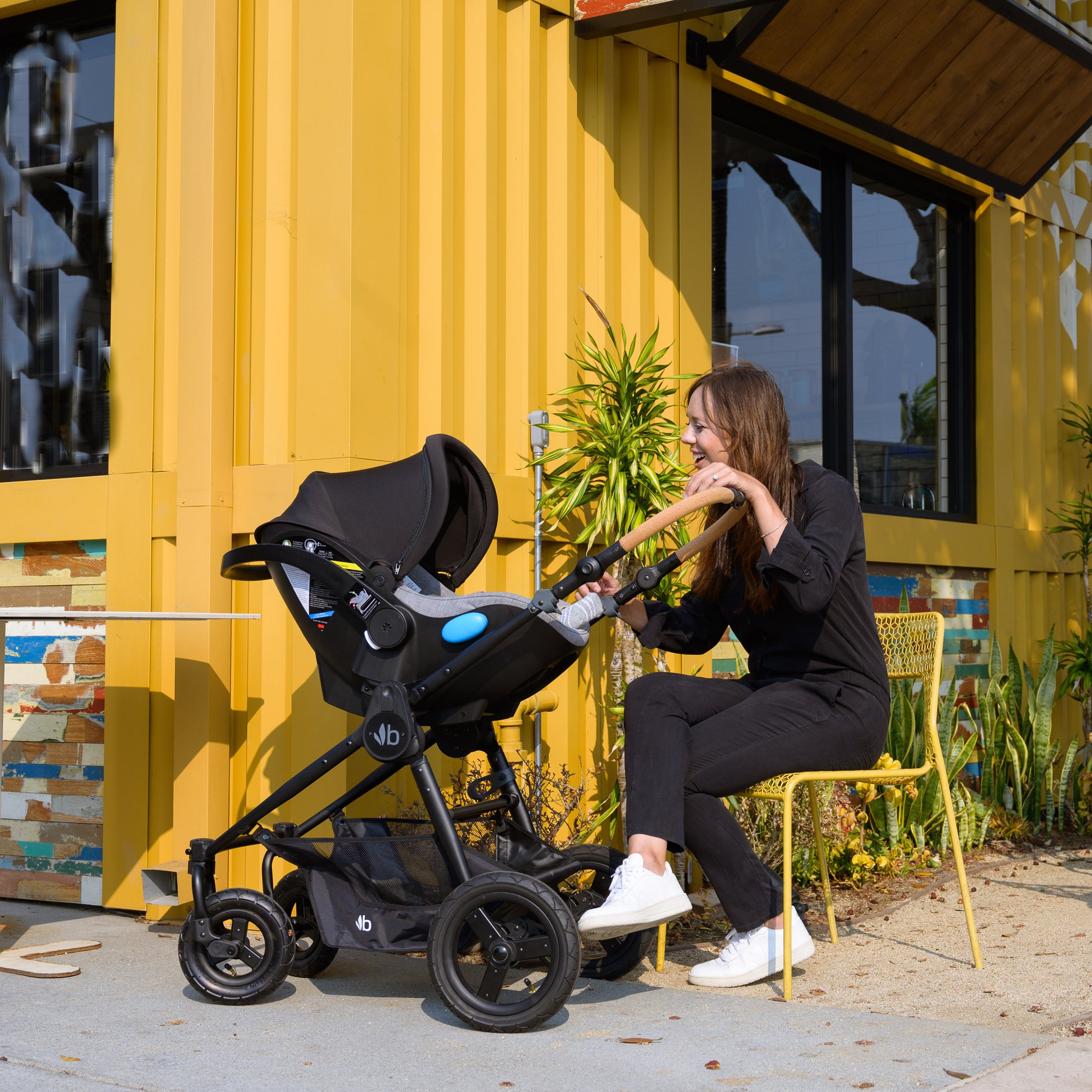 Bumbleride Era Black + Clek Liing Railroad Travel System
